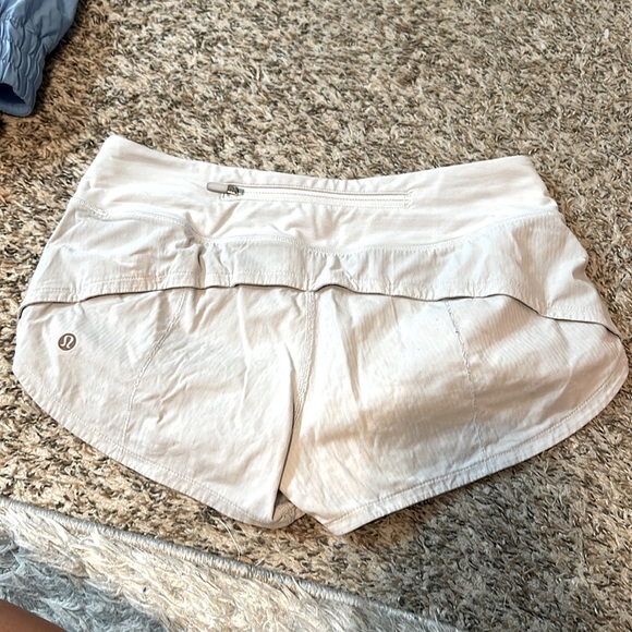 Lululemon, size 2 - Picture 2 of 3